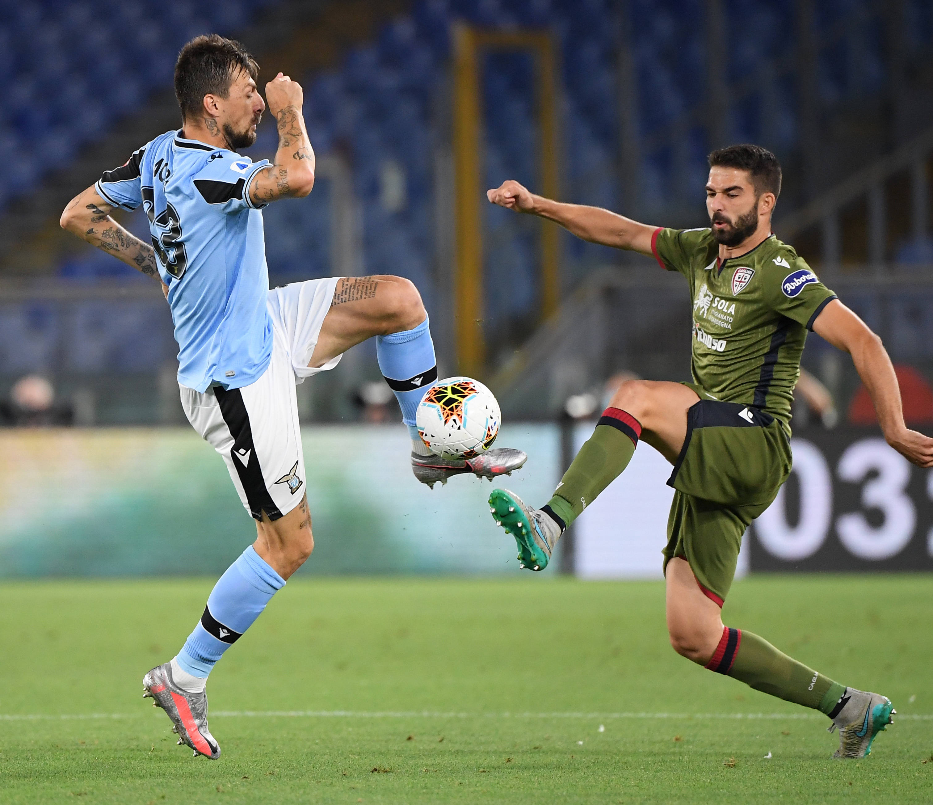 老鹰想得到 老鹰想得到