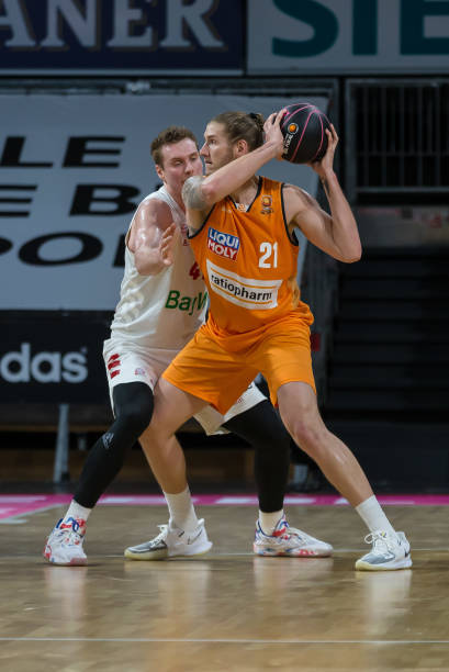 形象几乎一 形象几乎一