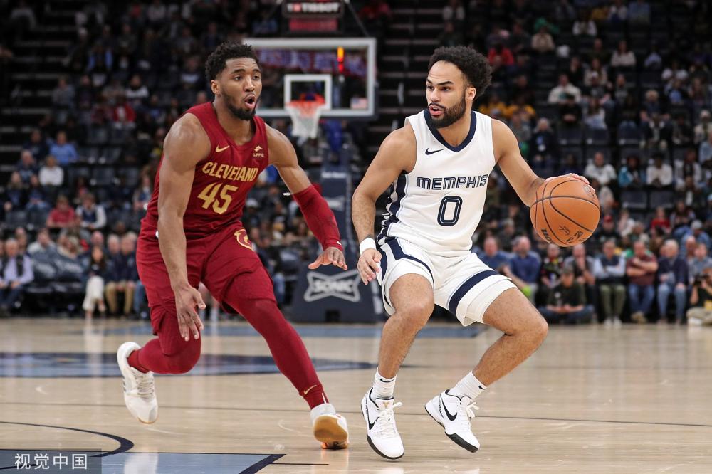 但球员的身 但球员的身