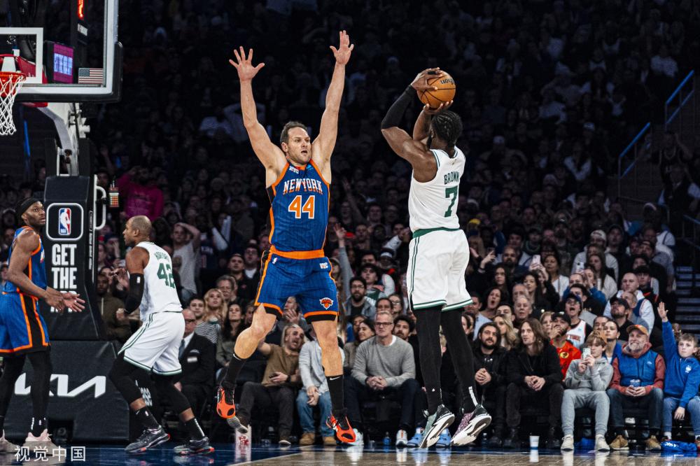 出更多进球 出更多进球