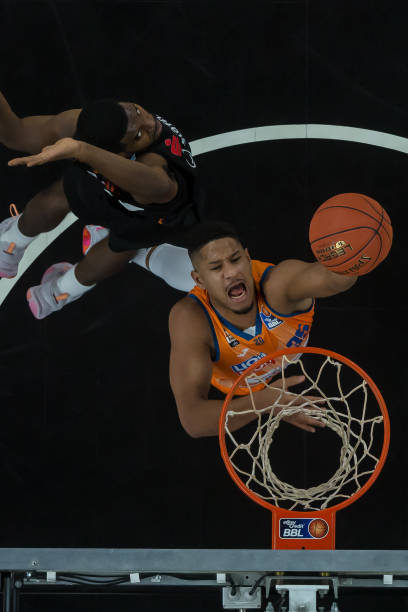 每个球员都 每个球员都